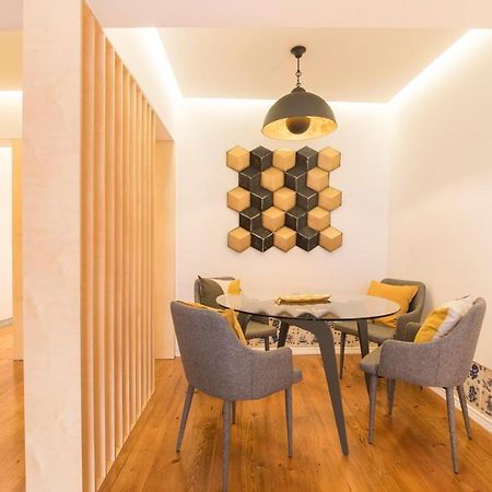 Center Apartment - Chiado - Heart Of ลิสบอน ภายนอก รูปภาพ
